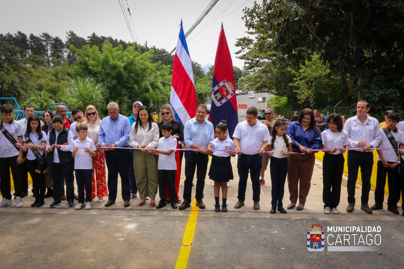 Inauguramos el puente sobre Río Toyogres y continuamos con mejoramiento de infraestructura vial