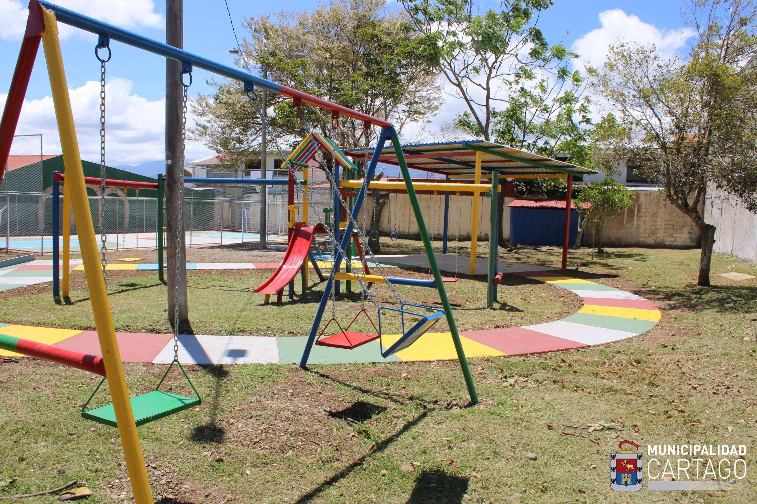 Municipalidad de Cartago mejora el parque de Urbanización Las Garzas